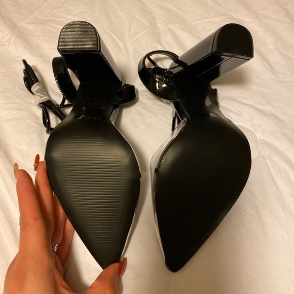 Heels - Picture 3 of 7